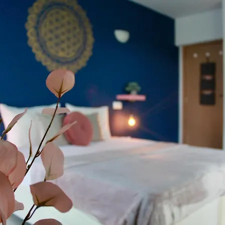 Sunset Art Front Πανσιόν