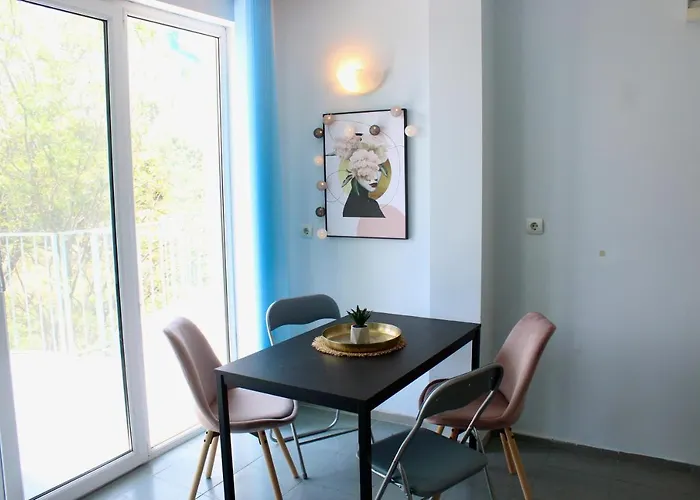 Sunset Art Front 招待所 切尔诺莫雷茨