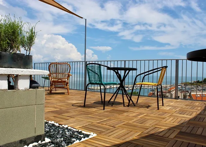 招待所 Sunset Art Front