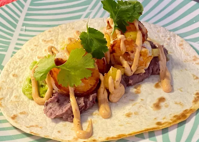 Sunset Art Front 招待所 切尔诺莫雷茨